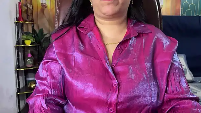 Snapshot of FlatVincy4 chatting on March 2026 09:01:01 AM FlatVincy4 online show from March 2026 09:01:01 AM