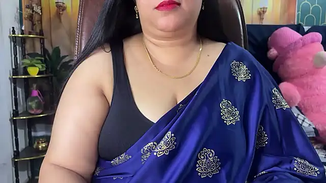 Snapshot of FlatVincy4 chatting on March 2026 07:14:01 AM FlatVincy4 online show from March 2026 07:14:01 AM