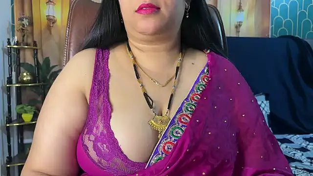 Snapshot of FlatVincy4 chatting on April 2026 06:58:01 AM FlatVincy4 online show from April 2026 06:58:01 AM