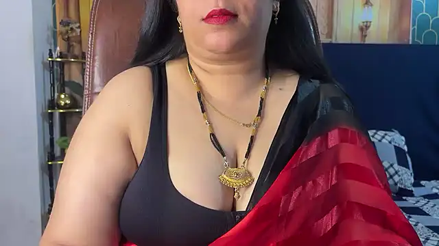 Snapshot of FlatVincy4 chatting on April 2026 08:48:01 AM FlatVincy4 online show from April 2026 08:48:01 AM