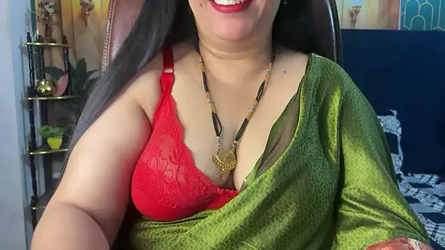 Snapshot of FlatVincy4 chatting on April 2026 03:51:01 AM FlatVincy4 online show from April 2026 03:51:01 AM