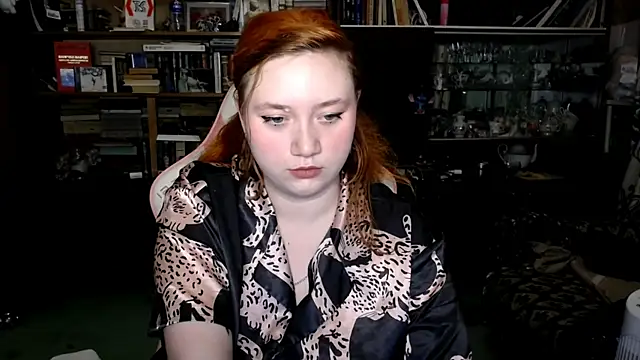 Bitchy Lily online show from October 2025 06:39:01 PM