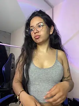 Rosita forever  online show from December 2025 01:08:01 PM