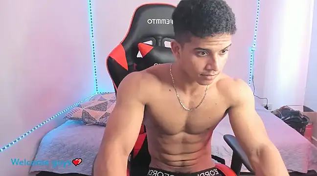 oliver thompsson7 online show from December 2024 04:57:01 PM