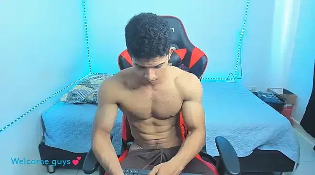 oliver thompsson7 online show from January 2025 08:16:01 PM