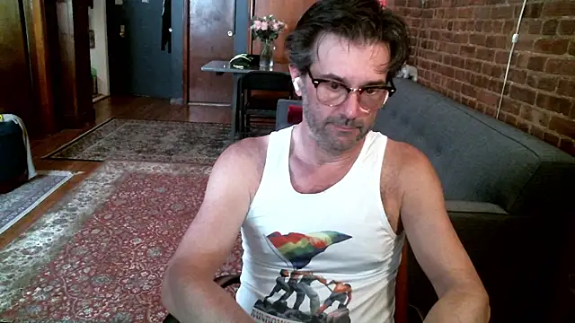 Johnny Bottoms online show from May 2026 07:23:02 PM