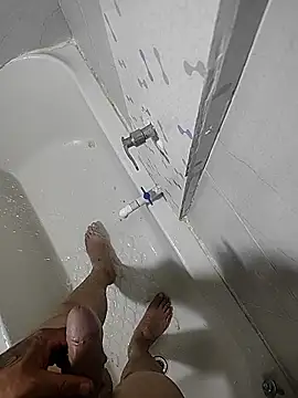 DTuannHallT online show from January 2026 12:24:01 AM