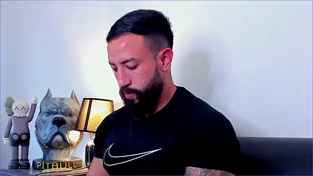 BradLeon  online show from January 2026 07:28:01 PM