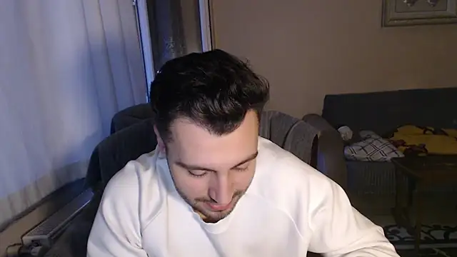 handsomeee04 online show from November 2025 03:14:02 PM