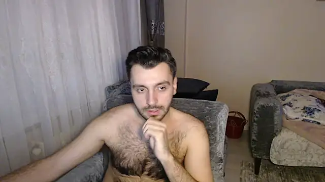 Snapshot of handsomeee04 chatting on April 2026 10:58:01 PM handsomeee04 online show from April 2026 10:58:01 PM