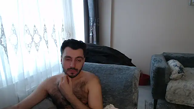 Snapshot of handsomeee04 chatting on May 2026 05:02:01 AM handsomeee04 online show from May 2026 05:02:01 AM