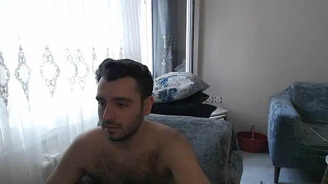 Snapshot of handsomeee04 chatting on May 2026 02:00:01 PM handsomeee04 online show from May 2026 02:00:01 PM