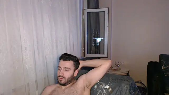 Snapshot of handsomeee04 chatting on July 2026 10:44:02 PM handsomeee04 online show from July 2026 10:44:02 PM