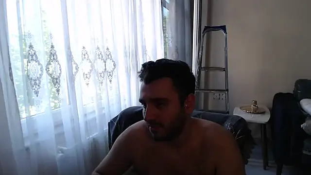 Snapshot of handsomeee04 chatting on July 2026 03:39:01 PM handsomeee04 online show from July 2026 03:39:01 PM