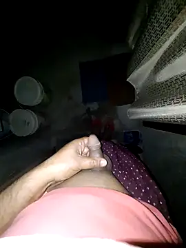 Snapshot of Bloal25 chatting on January 2025 06:04:02 PM Bloal25 online show from January 2025 06:04:02 PM