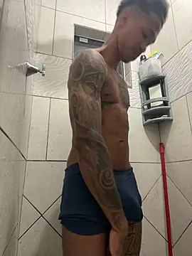 Muzao online show from March 2026 03:42:02 AM