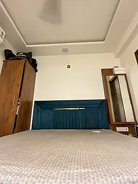 ahista online show from April 2026 08:45:02 PM