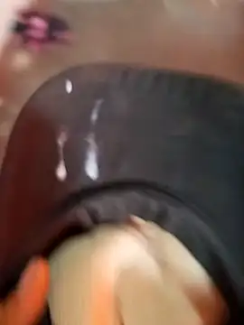 Snapshot of crazysex095 chatting on February 2025 11:58:02 PM crazysex095 online show from February 2025 11:58:02 PM