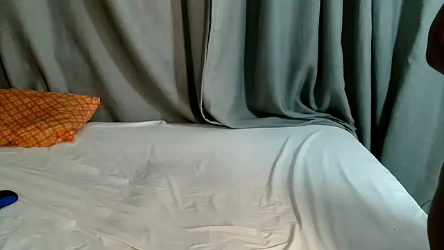 EROTIC BARBIE28 online show from April 2026 04:17:01 AM