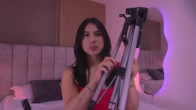 sam lewins online show from February 2026 07:15:01 PM