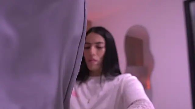 sam lewins online show from March 2026 07:18:02 PM