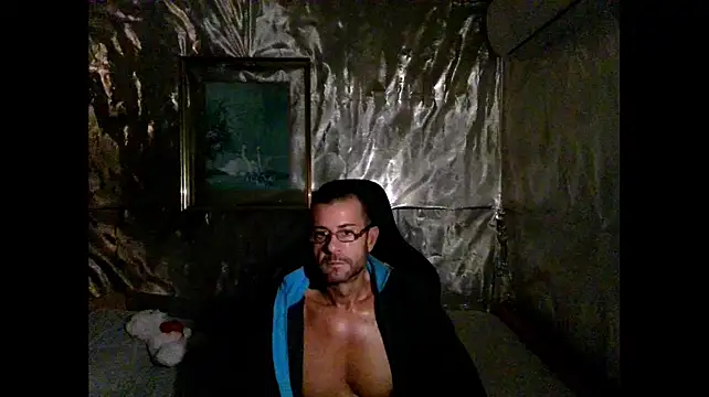 Marieettee online show from December 2024 10:34:01 AM