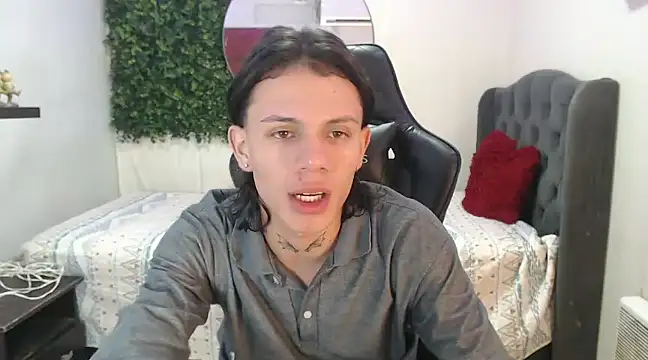 andy dan18 online show from January 2025 02:36:02 PM