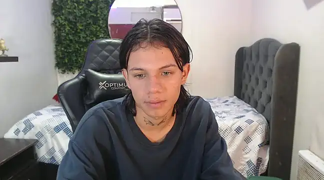 andy dan18 online show from February 2025 01:52:01 PM