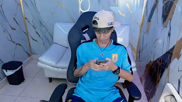 andy dan18 online show from March 2026 07:35:01 PM