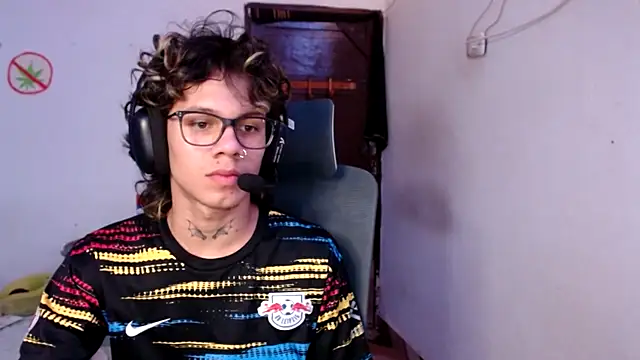 andy dan18 online show from August 2026 07:57:02 PM