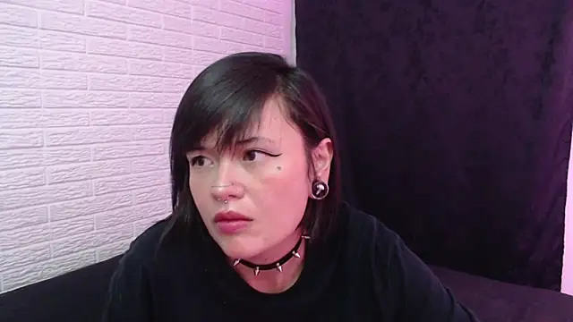 Snapshot of rousstattoo chatting on March 2025 04:56:02 AM rousstattoo online show from March 2025 04:56:02 AM