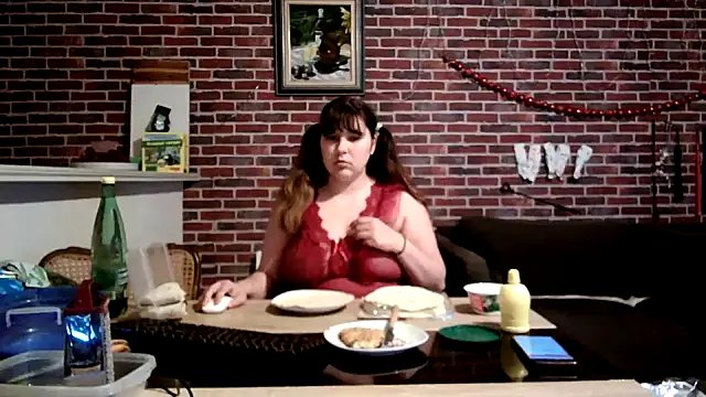 Heleneecesmecs2 online show from April 2026 07:55:01 PM