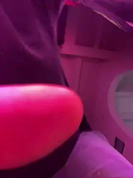 Snapshot of El_Titan1998 chatting on March 2025 01:01:01 PM El Titan1998 online show from March 2025 01:01:01 PM