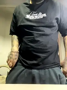 Snapshot of El_Titan1998 chatting on October 2025 11:52:02 AM El Titan1998 online show from October 2025 11:52:02 AM