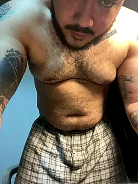 Snapshot of El_Titan1998 chatting on December 2025 12:18:02 AM El Titan1998 online show from December 2025 12:18:02 AM