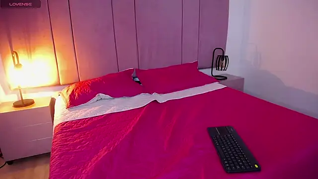 PamelaEvans   online show from February 2025 08:17:02 PM