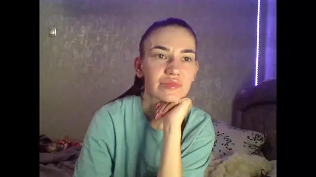 Snapshot of Diamond_Danaa chatting on February 2026 10:08:01 PM Diamond Danaa online show from February 2026 10:08:01 PM