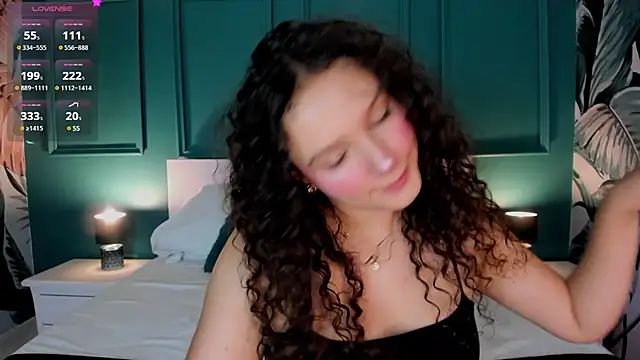Snapshot of LucyLovelyy chatting on January 2025 07:10:01 PM LucyLovelyy online show from January 2025 07:10:01 PM