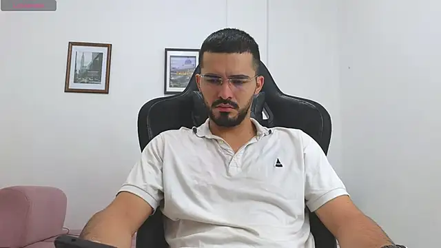 Massimoo 07 online show from November 2025 02:50:02 PM