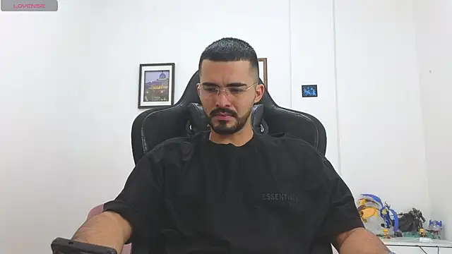 Massimoo 07 online show from January 2026 06:10:01 PM