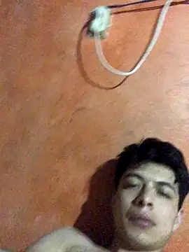 Snapshot of Wero4201 chatting on September 2025 02:12:02 AM Wero4201 online show from September 2025 02:12:02 AM