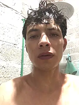 Snapshot of Wero4201 chatting on March 2026 01:23:02 AM Wero4201 online show from March 2026 01:23:02 AM