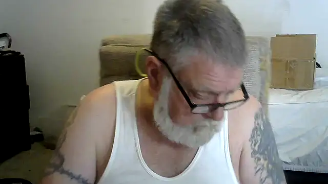 viejo oso online show from March 2026 10:45:01 PM