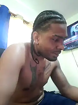 Hauterdam online show from February 2025 09:04:01 PM