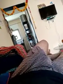 hot punekar online show from November 2025 06:49:01 AM