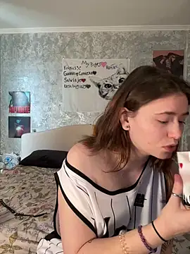 Sabrina shells online show from October 2025 10:24:01 AM