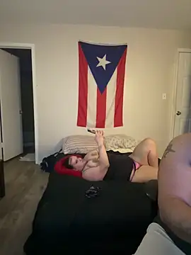 Snapshot of cloudy_couple444 chatting on February 2025 11:44:02 AM cloudy couple444 online show from February 2025 11:44:02 AM