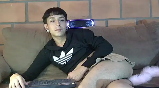 Snapshot of Alexa_Cortes chatting on December 2024 08:22:02 AM Alexa Cortes online show from December 2024 08:22:02 AM