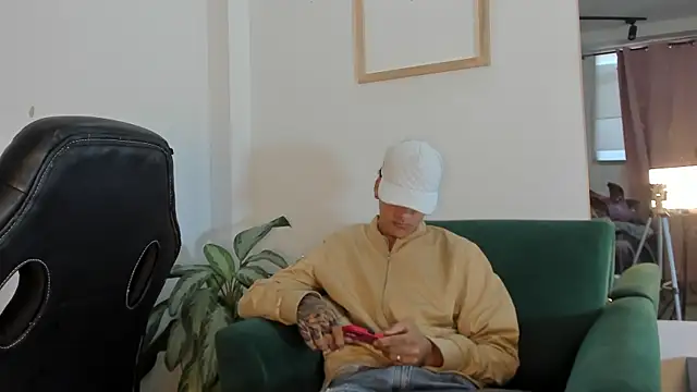 two milkyway online show from November 2025 12:59:03 PM