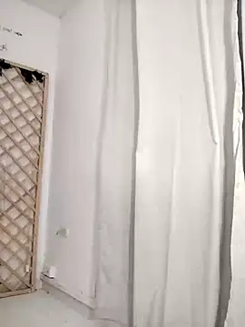 Snapshot of Mia_WAll chatting on December 2024 02:40:01 AM Mia WAll online show from December 2024 02:40:01 AM